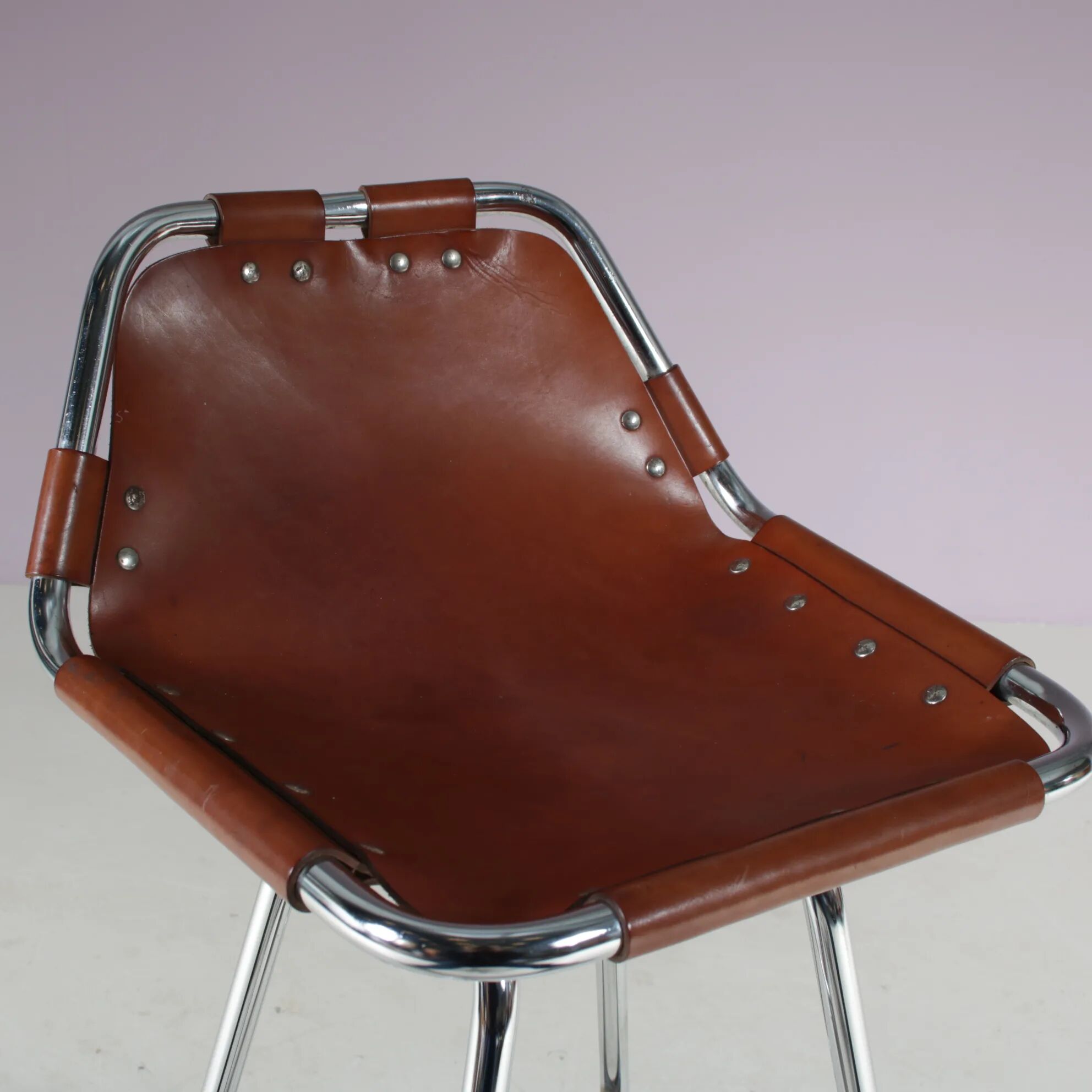 Tabourets « Les Arcs » de Charlotte Perriand, par Dal Vera, Italie, 1960