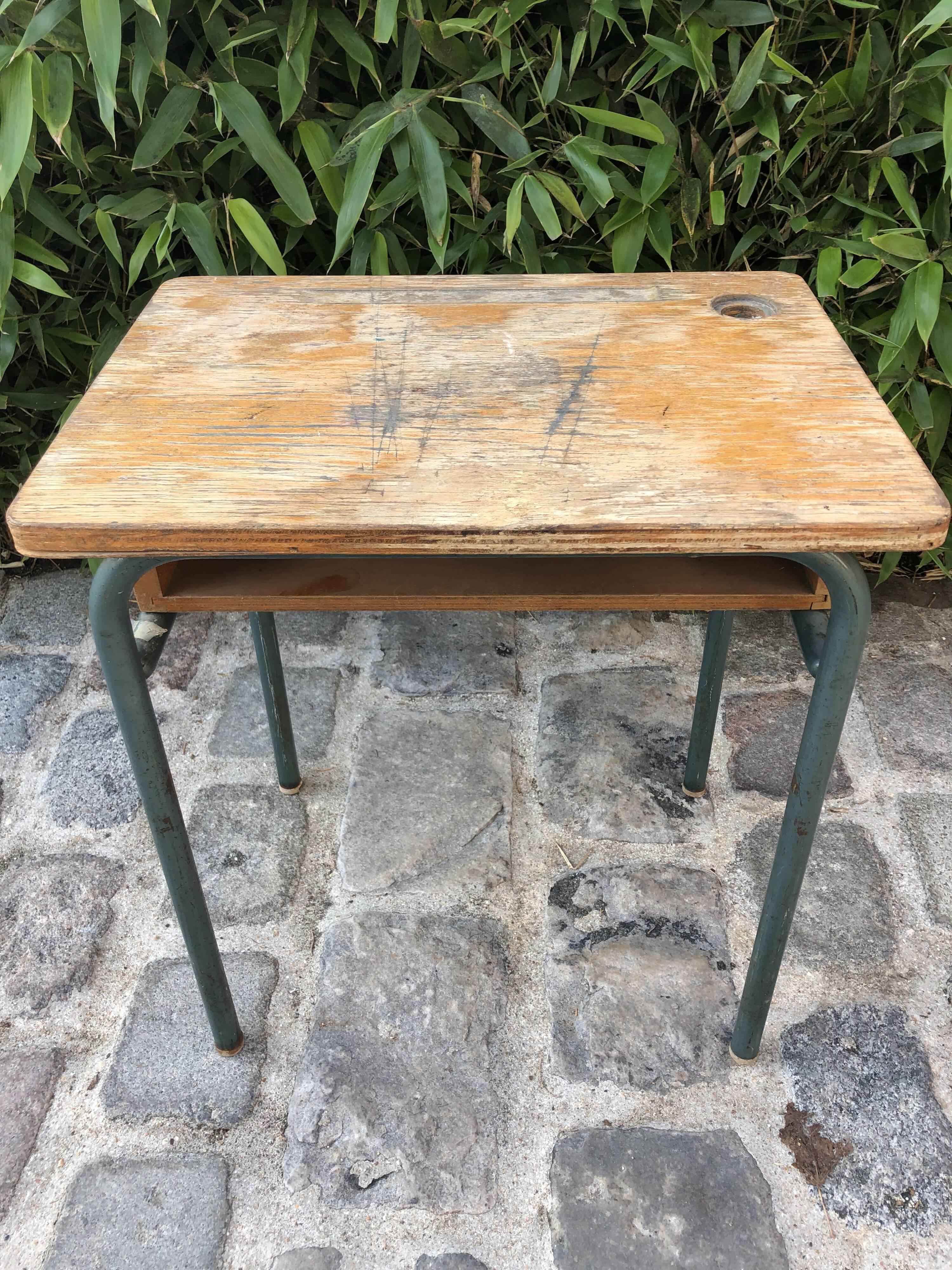 Table d'écolier vintage