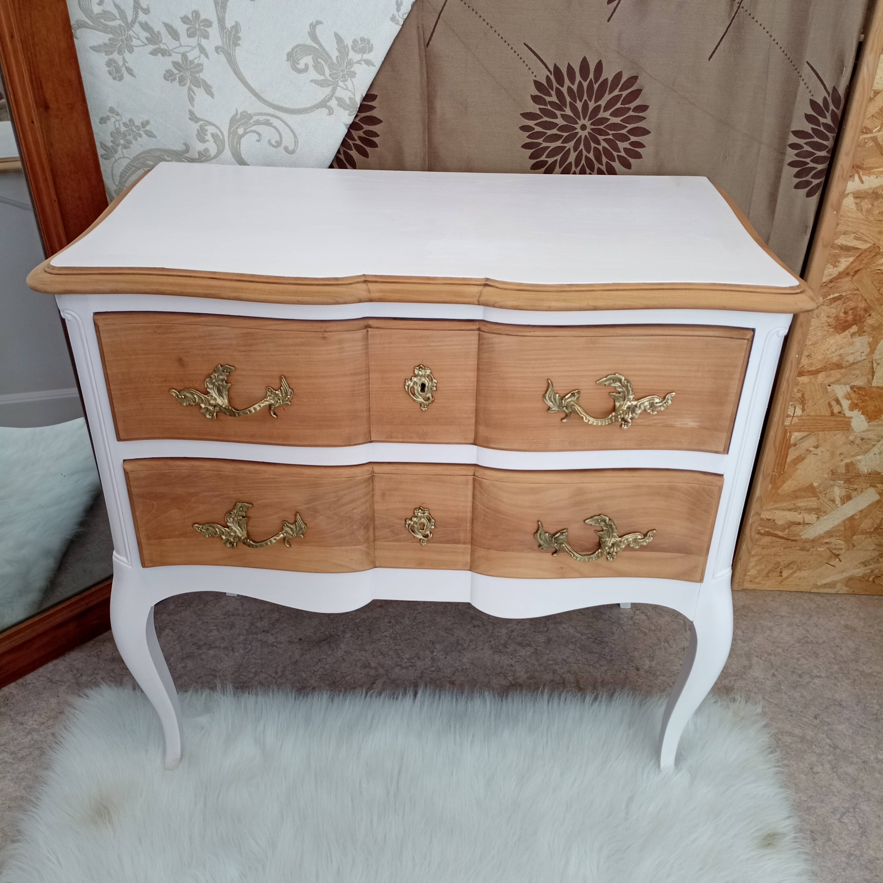 Louis XV style chest of drawers
