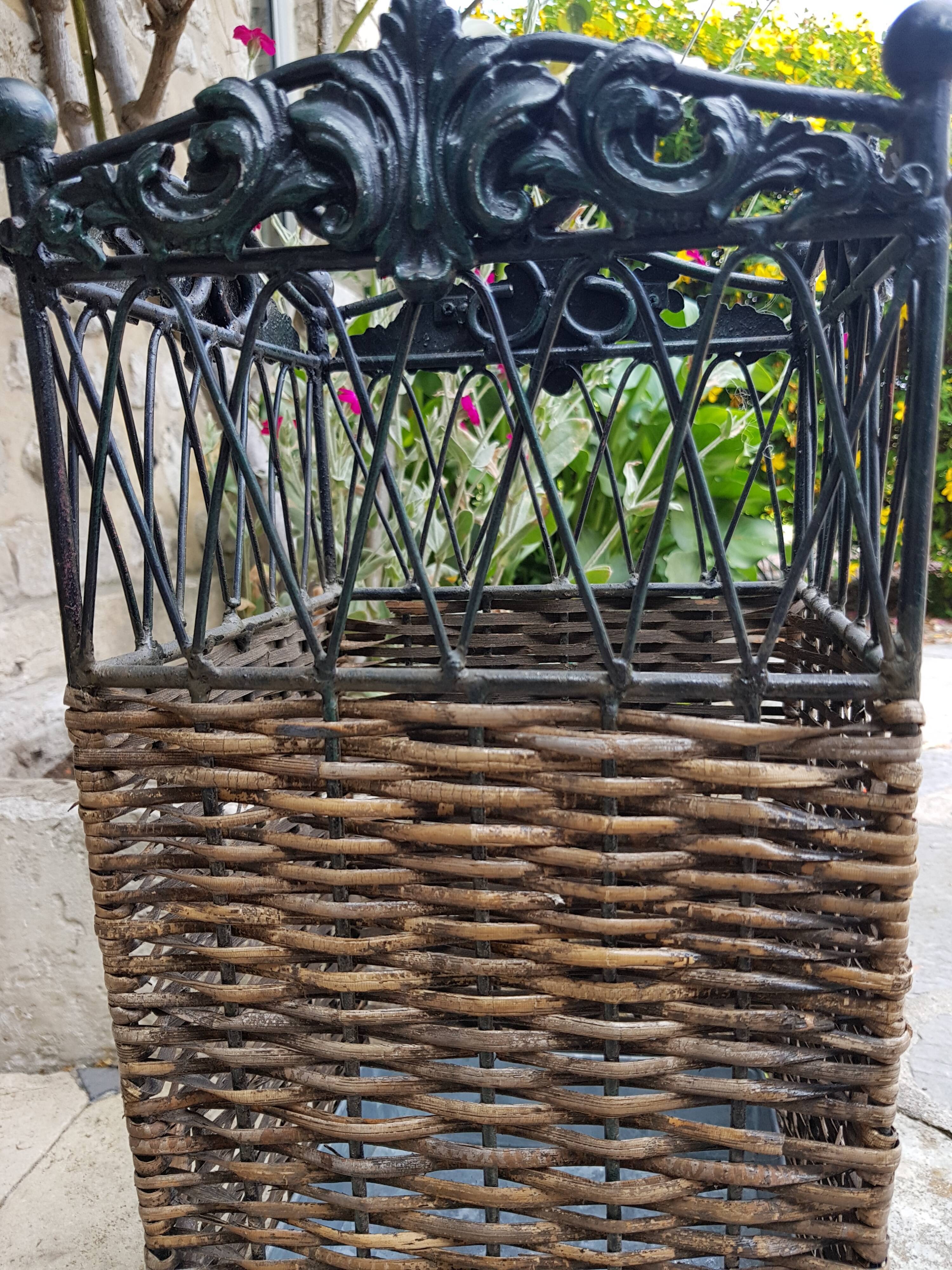 Iron and wicker umbrella carrier