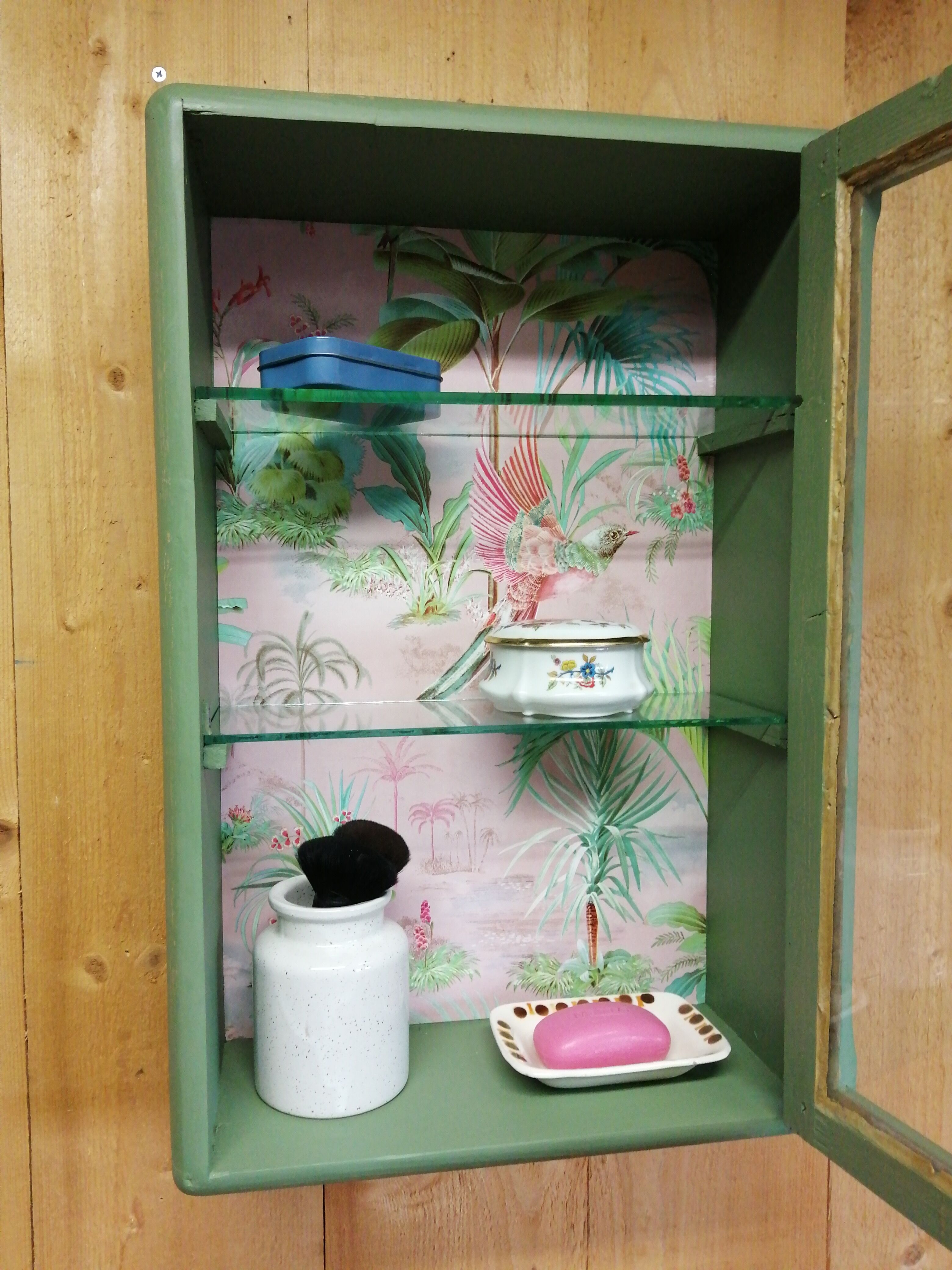 Medicine cabinet