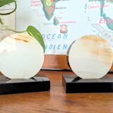 Duo de serre-livres art déco en marbre noir et onyx