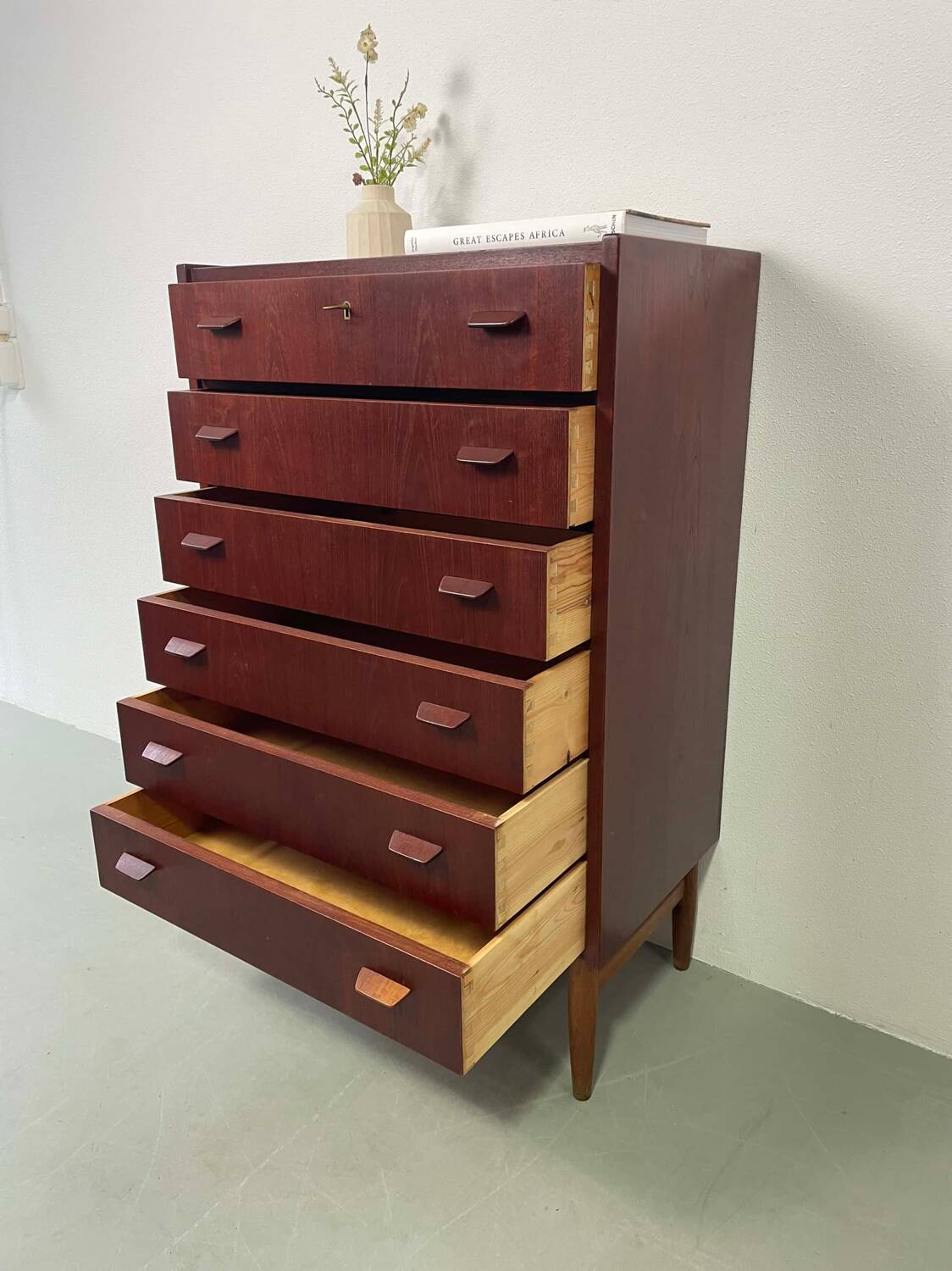 Chest of drawers Poul Volther