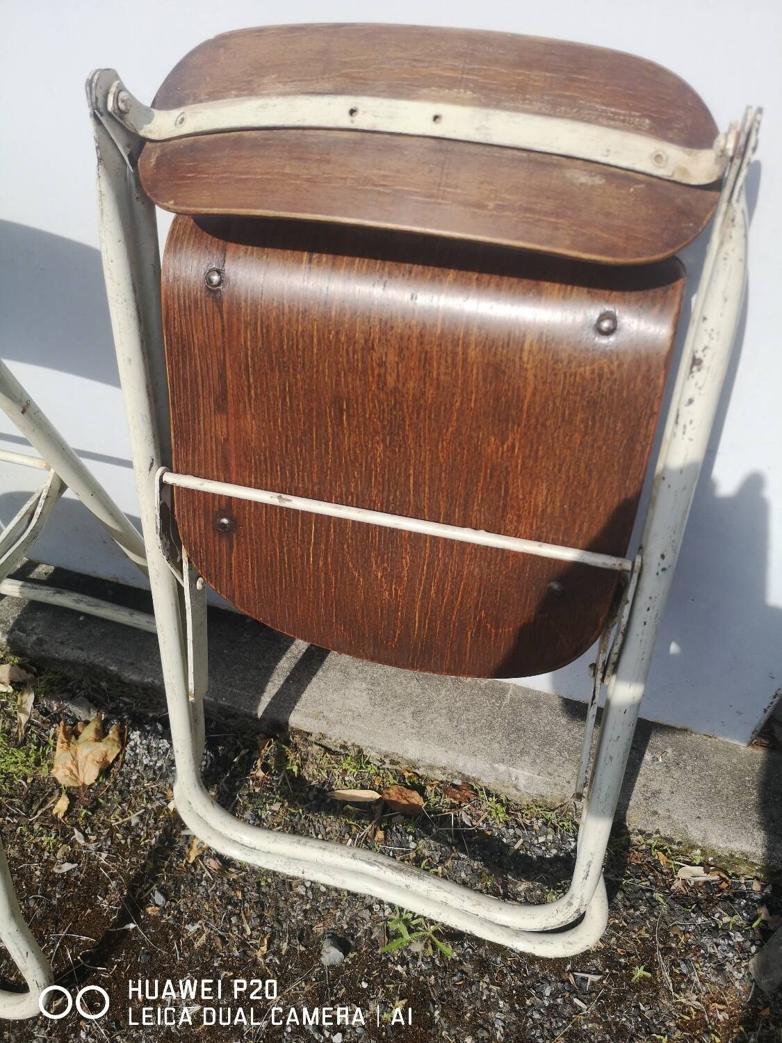 Pair of Bienaise model folding chairs from the Nelson brothers dating from the 1930s.