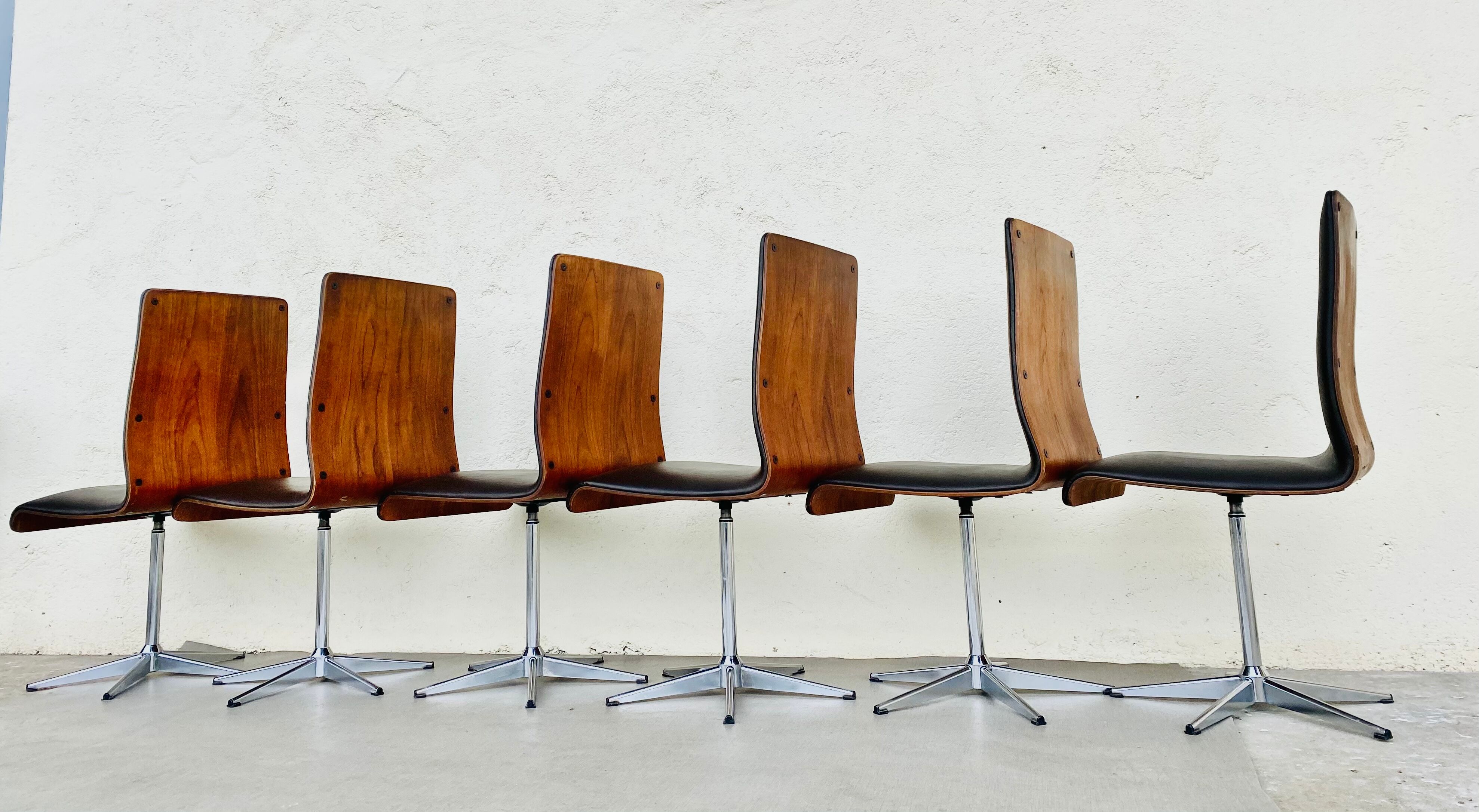 6 design swivel chairs