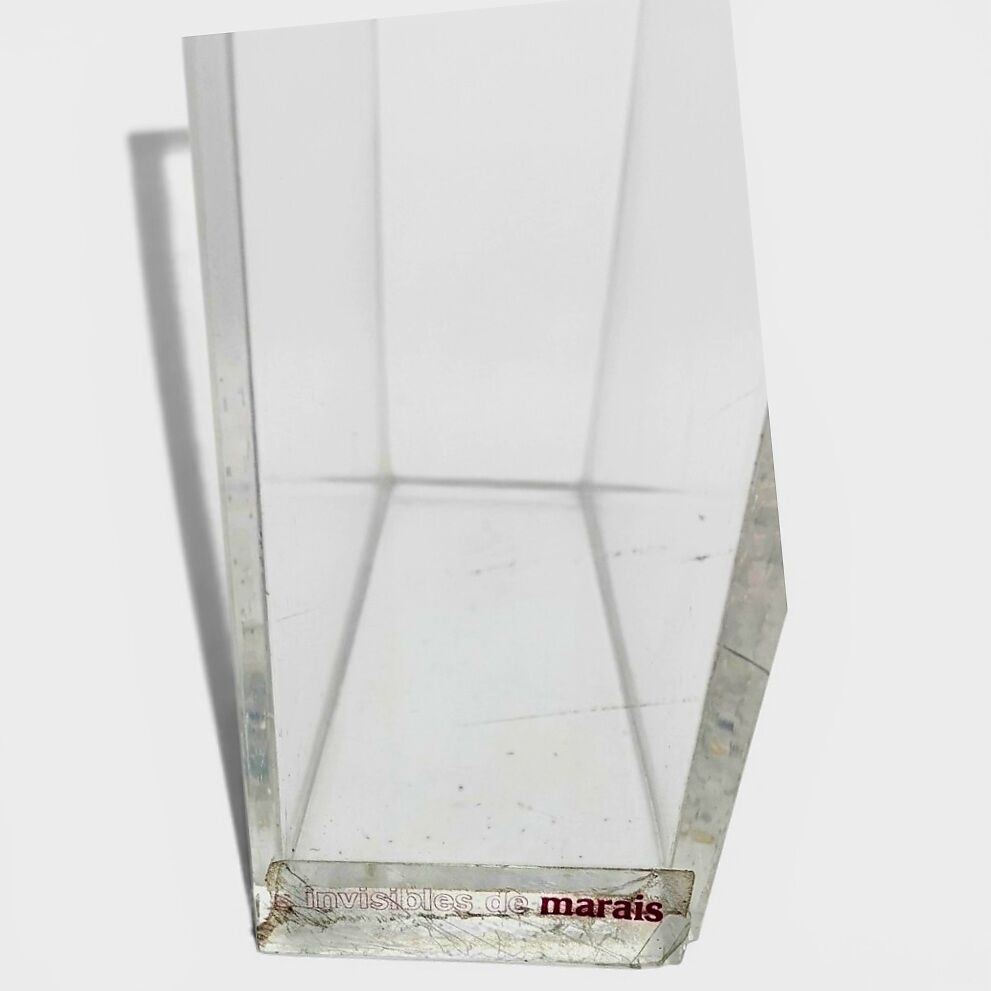 Tabouret "Les Invisibles de Marais" en Plexiglas – Circa 1970