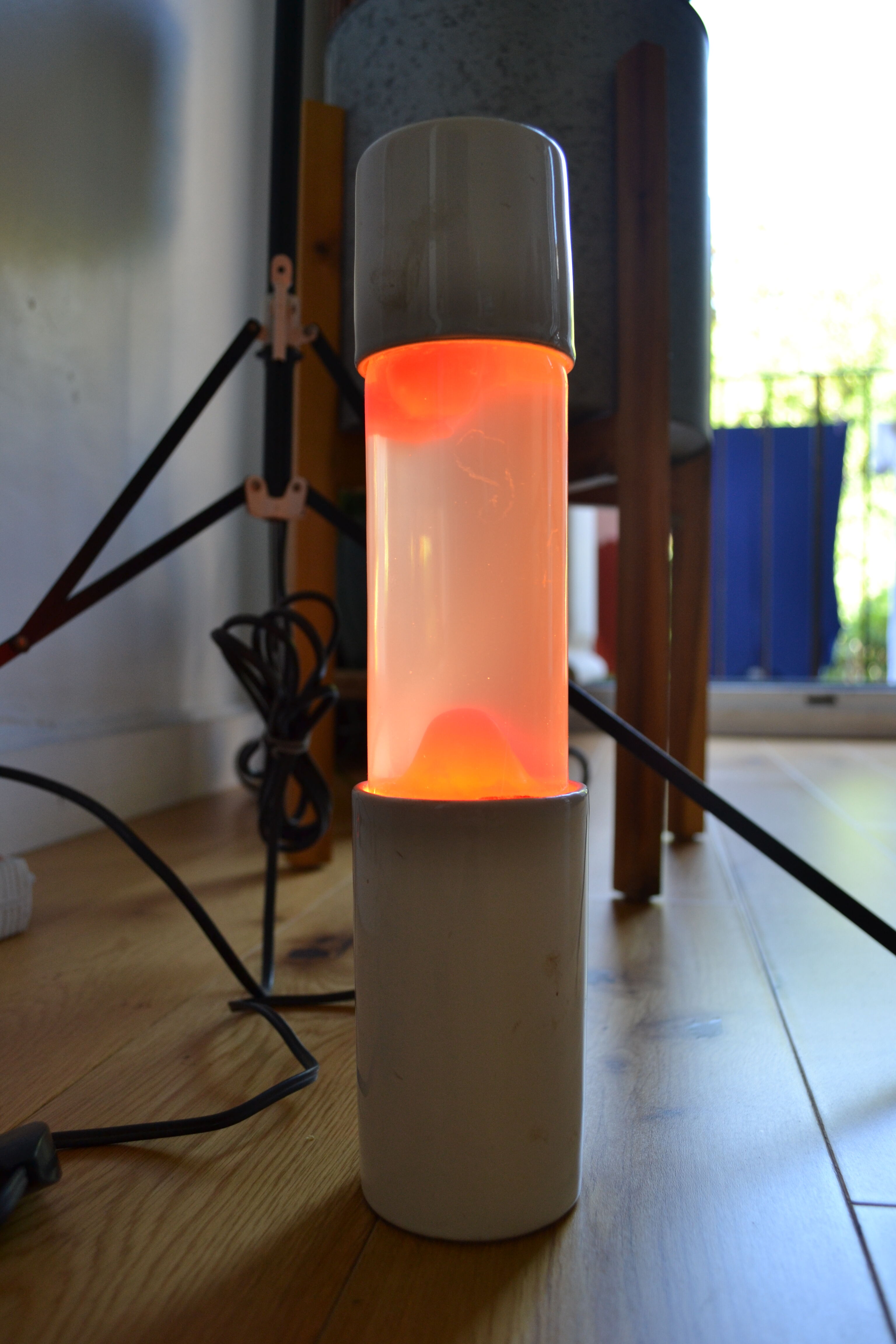 Psychedelic lamp 70's lava space age