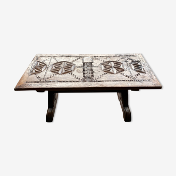 Table basse de chalet montagnard