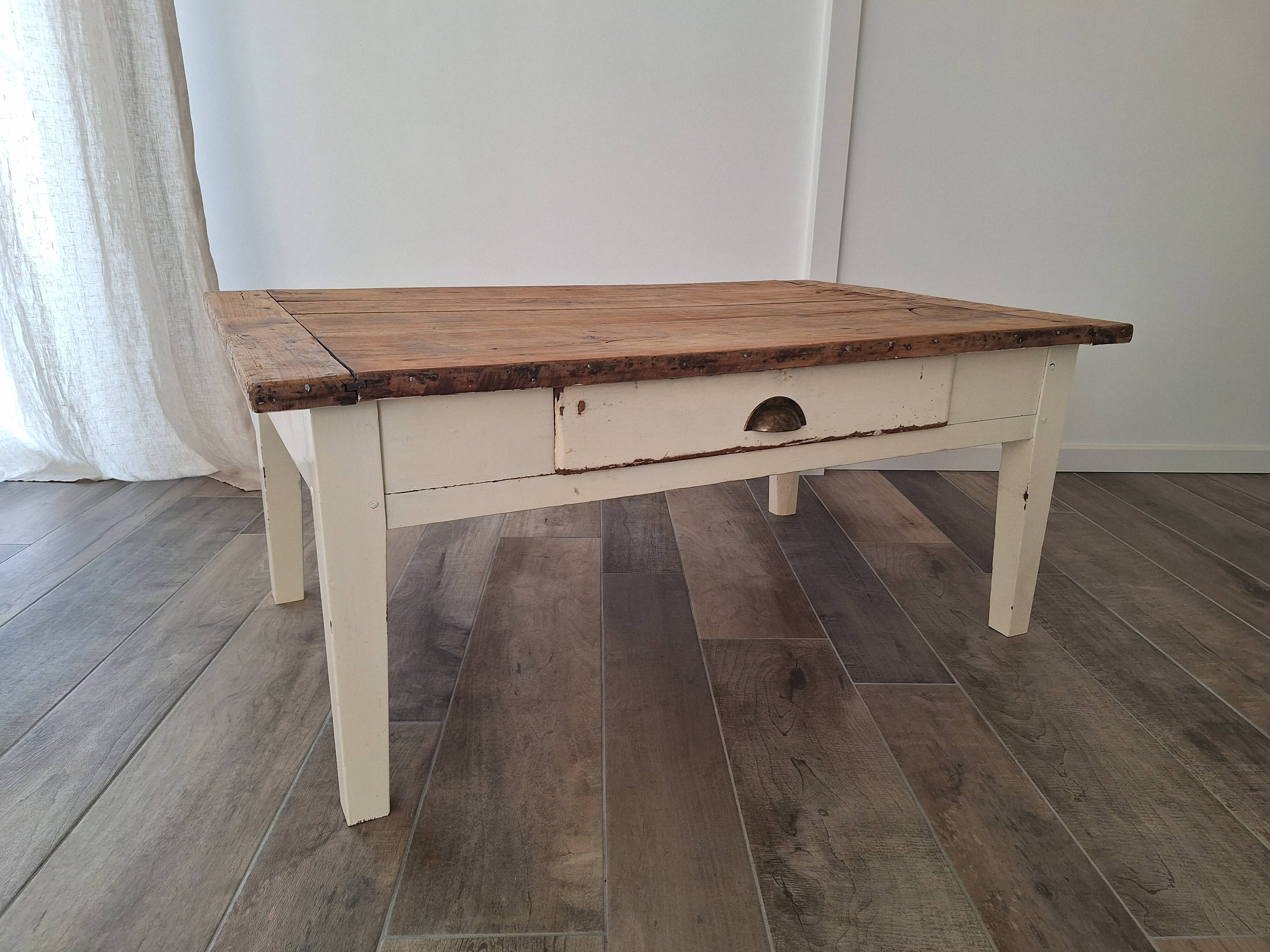 Country farmhouse coffee table