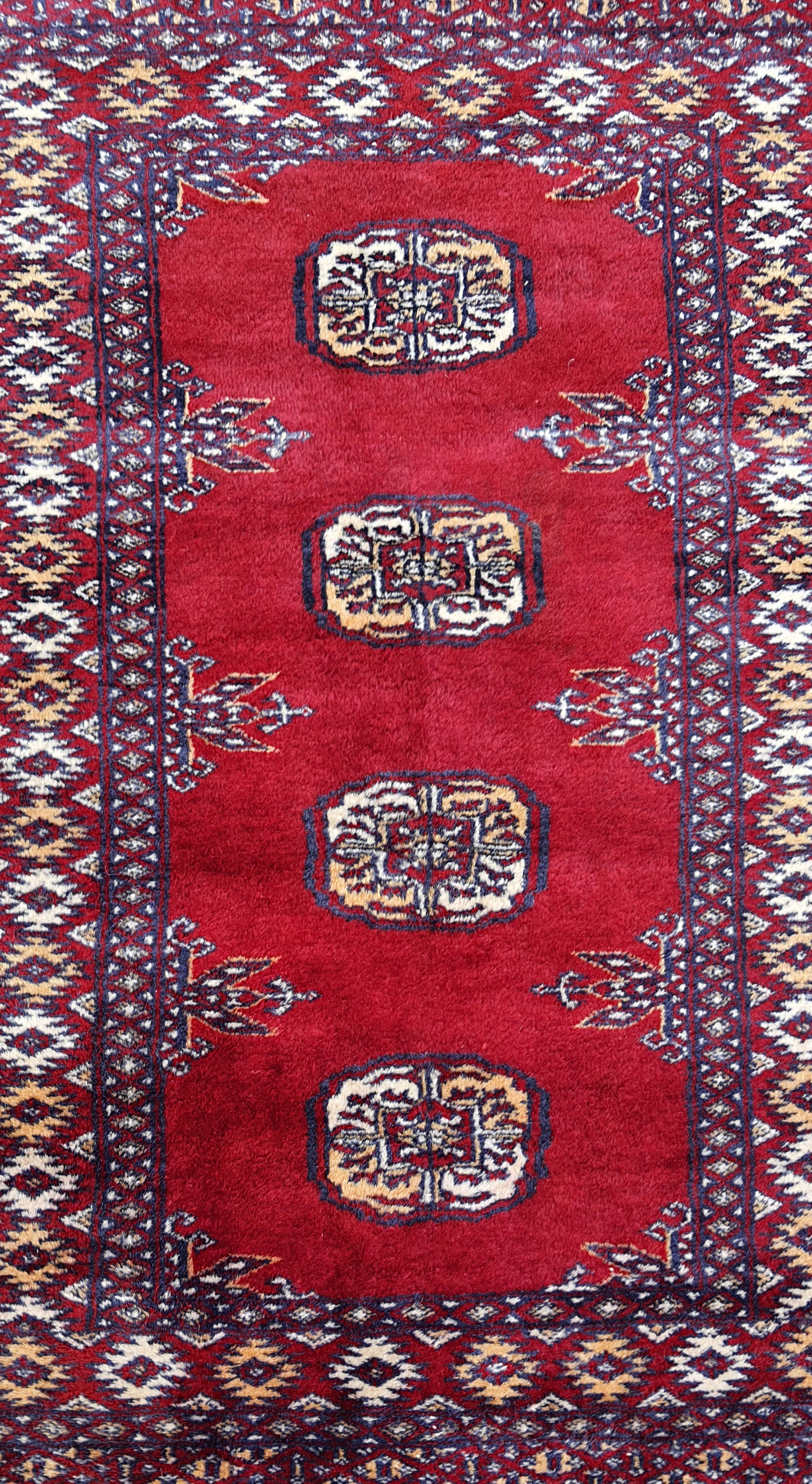 Handmade wool carpet Bukhara Pakistan 118x 61 cm