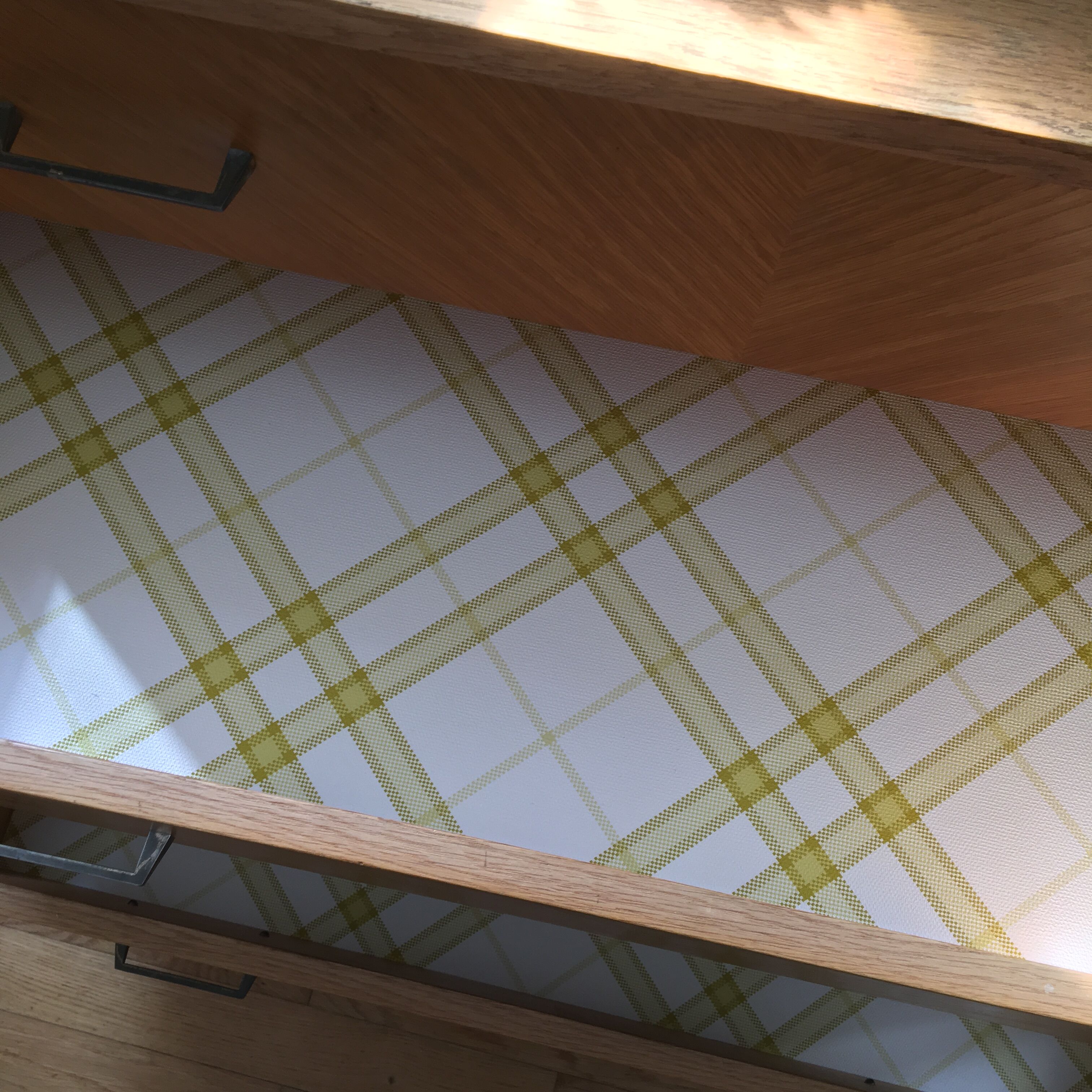 Vintage chest of drawers