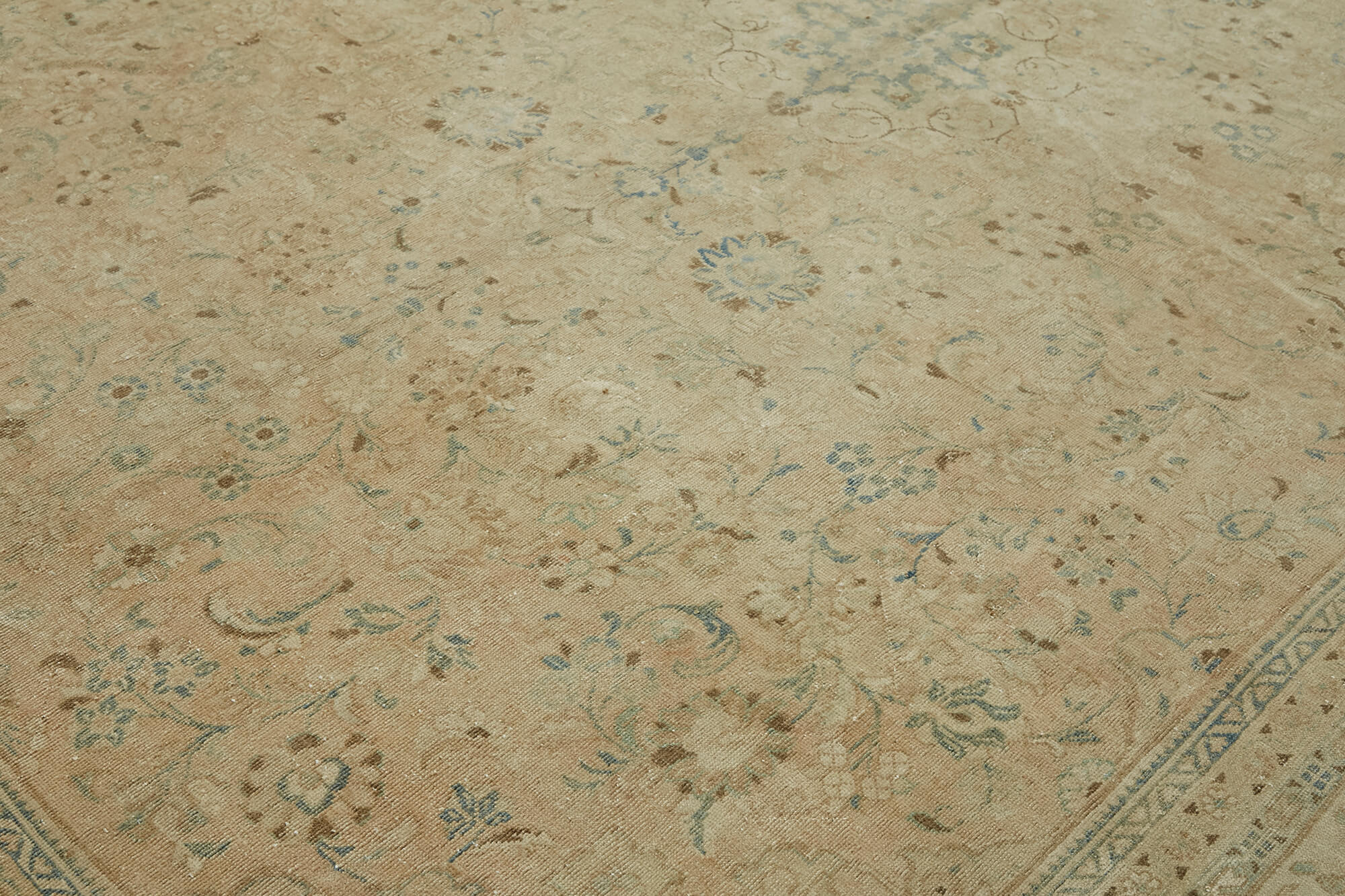 Handmade oriental 1980s 294 cm x 407 cm beige wool carpet