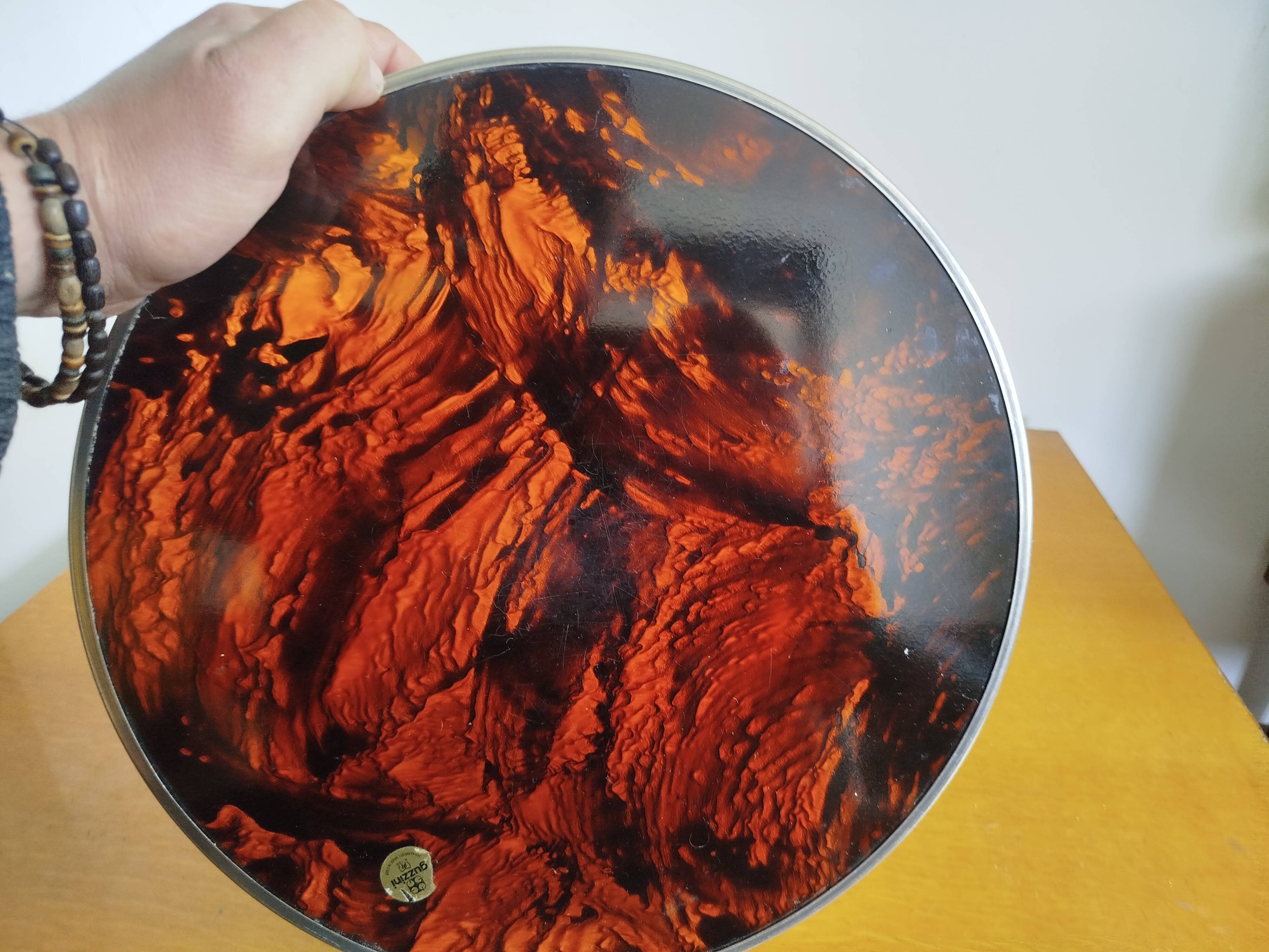 Round vintage Guzzini Lucite tortoiseshell platter 1970s Italian design