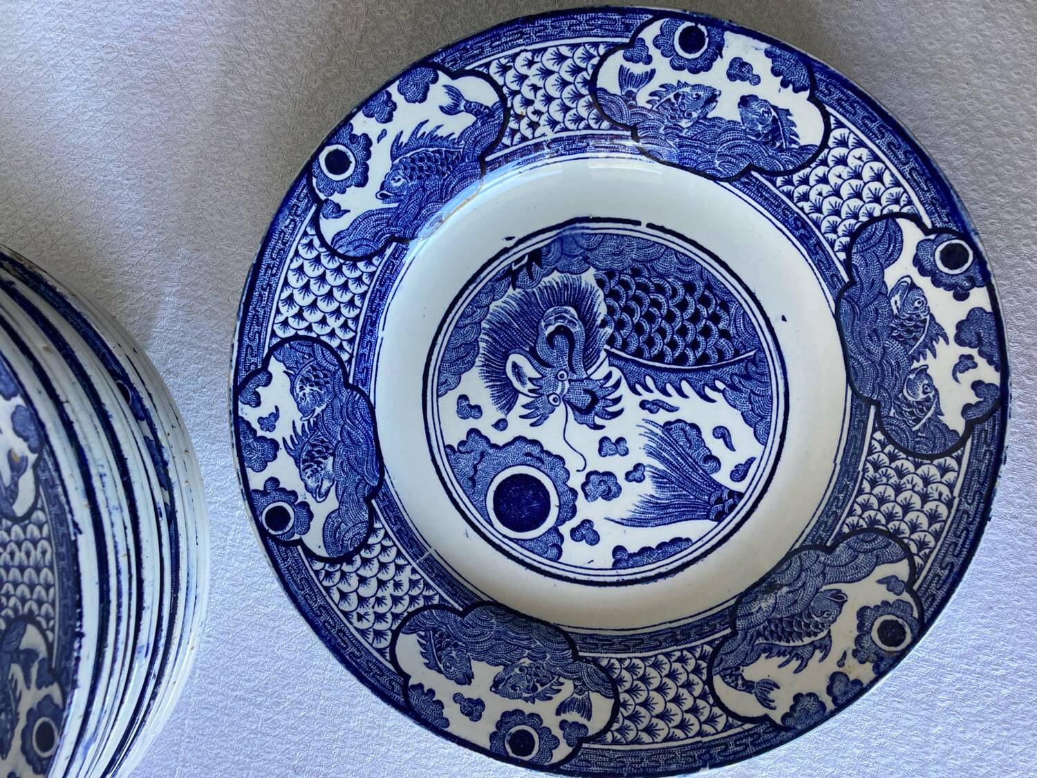 16 table plates Longwy, Fish model