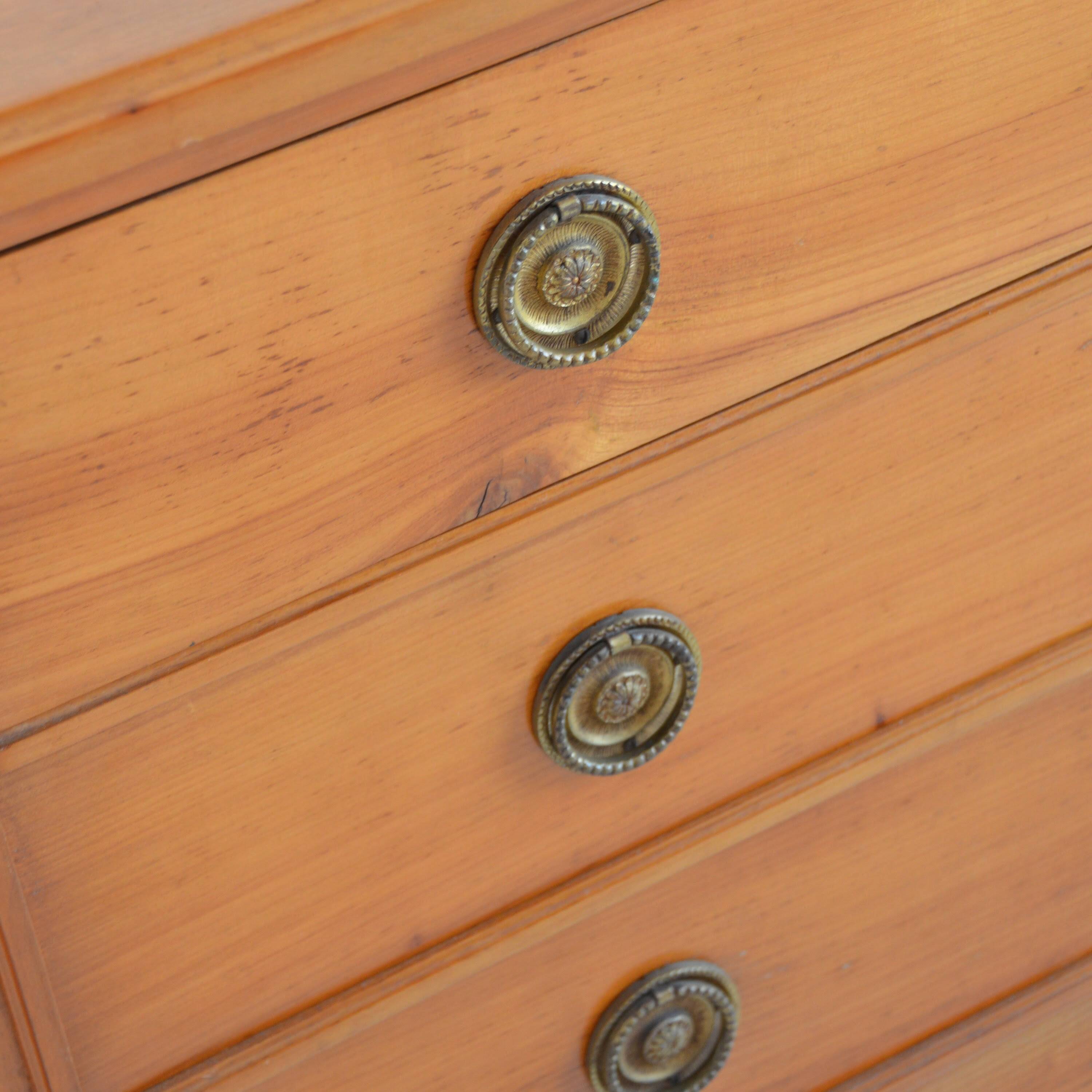 Vintage 1960s 4-drawer chest