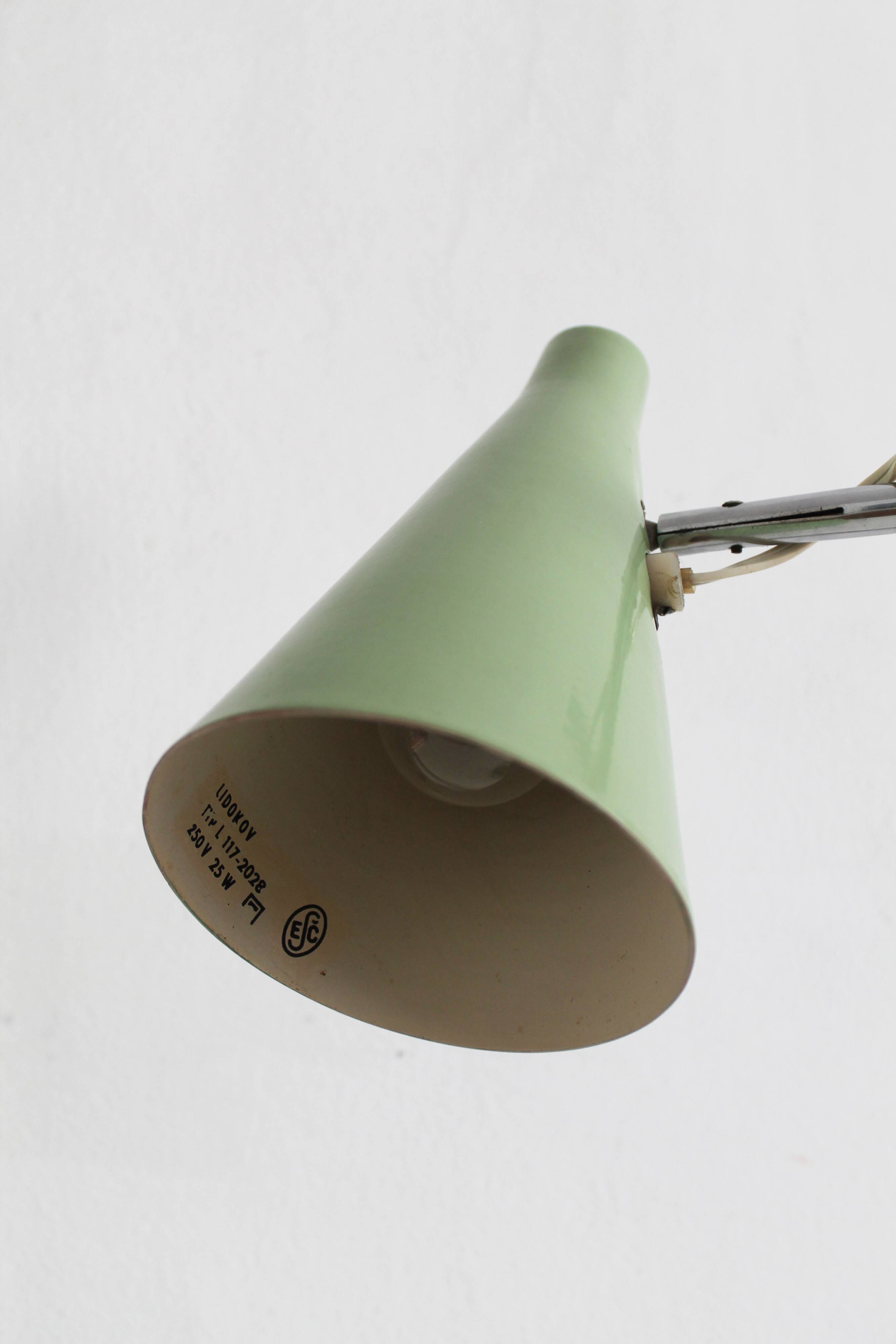 Lampe de table moderne du milieu du siècle des années 1960 par Josef Hurka pour Lidokov