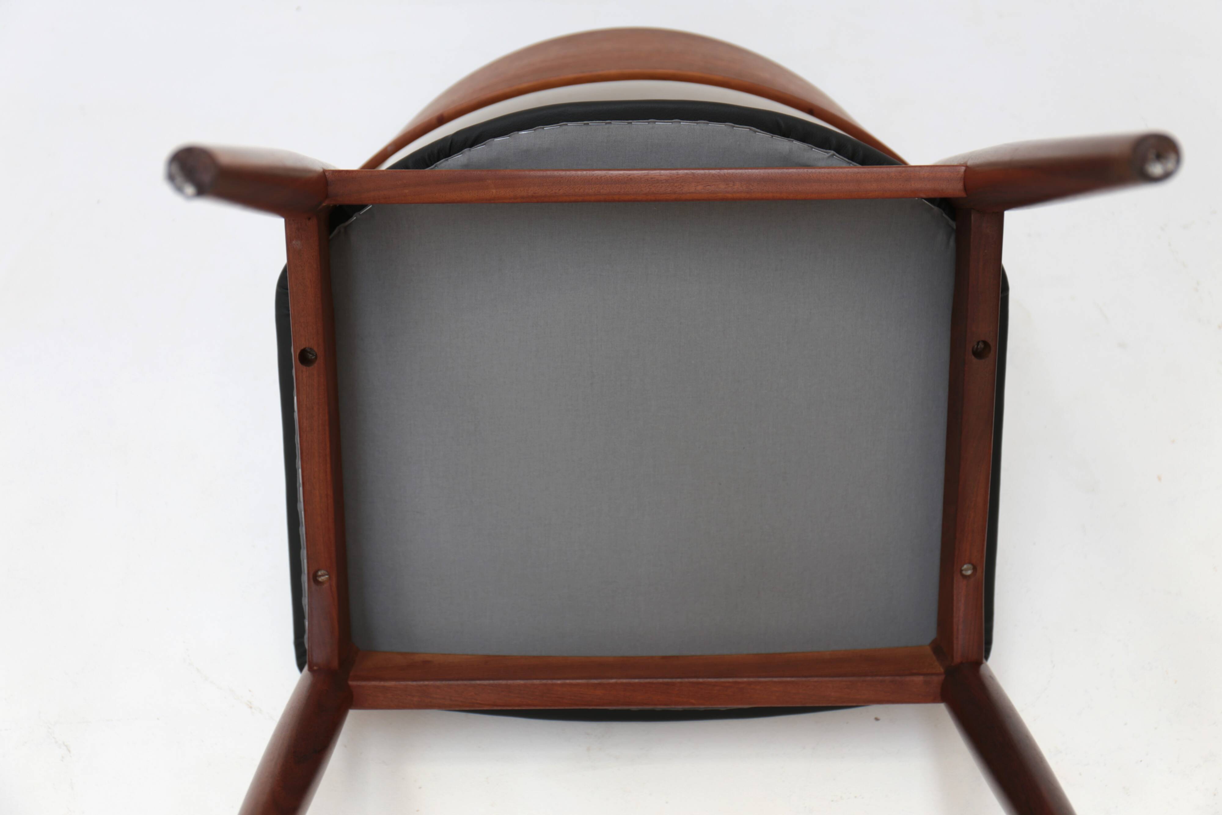 Set of 4 Danish chairs Jydsk Mobelindustri, 1960s
