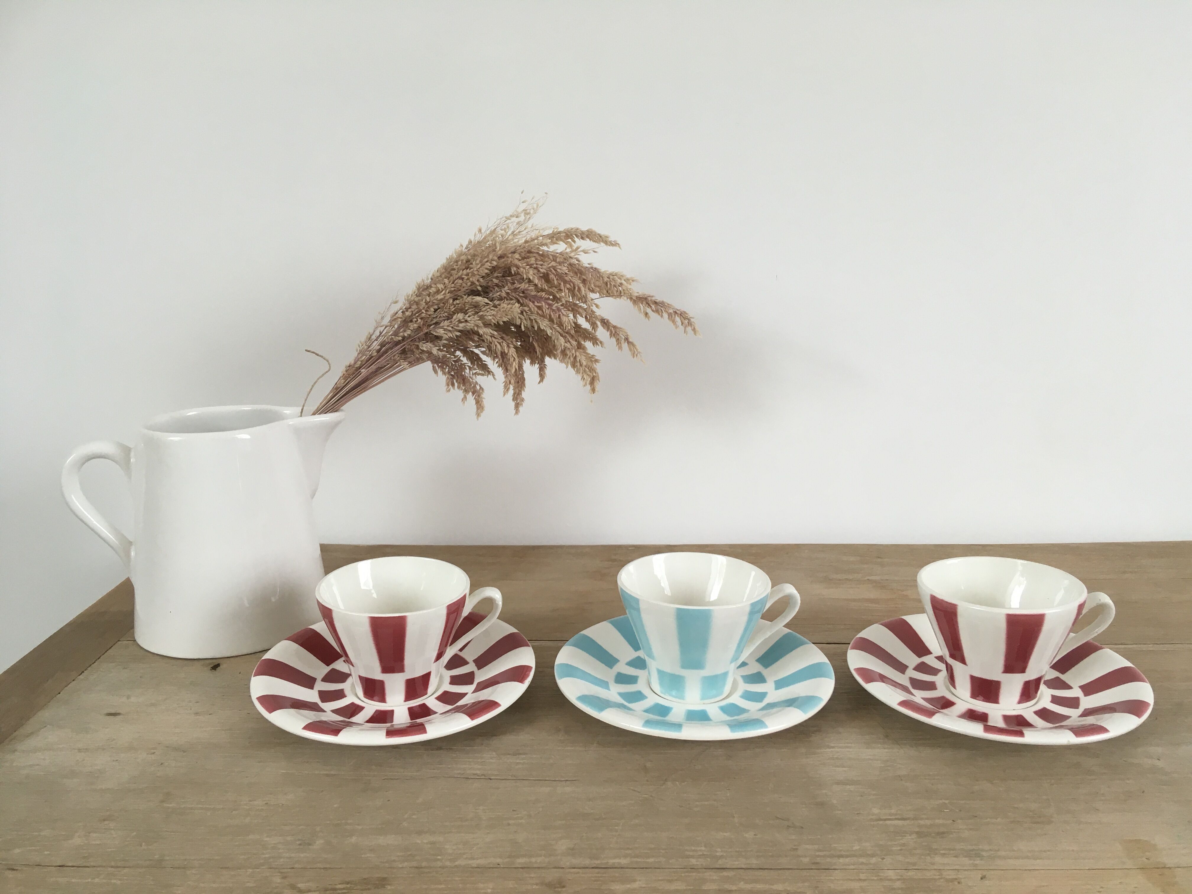Digoin striped coffee cups