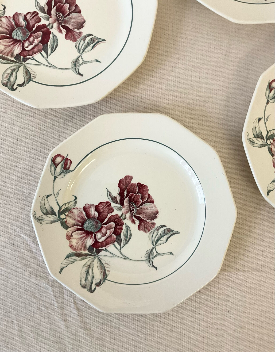 Set of 4 Sarreguemines Simone plates – Vintage floral design