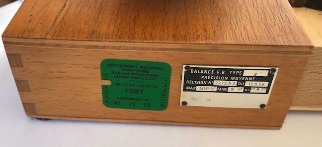 Pharmacy scale or trebuchet