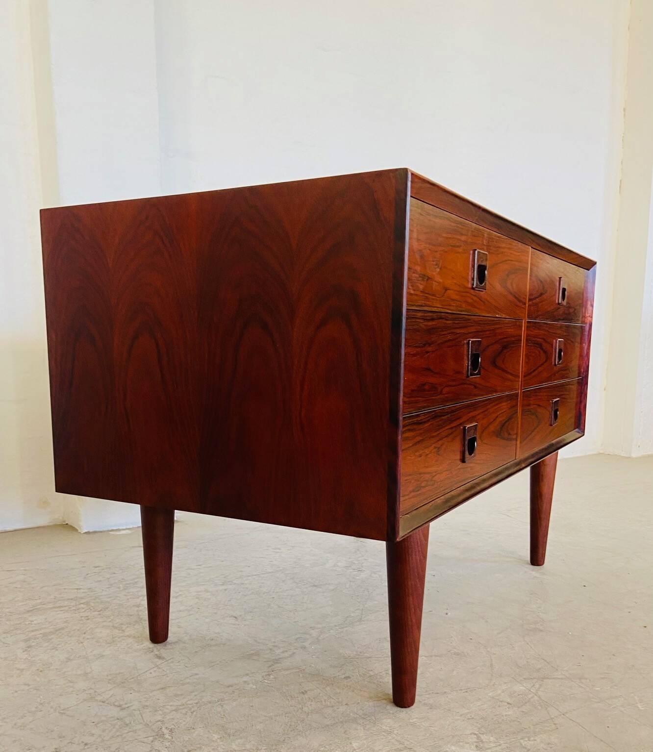 Commode vintage danoise en palissandre, style milieu du siècle, de la marque Brouers, années 1960
