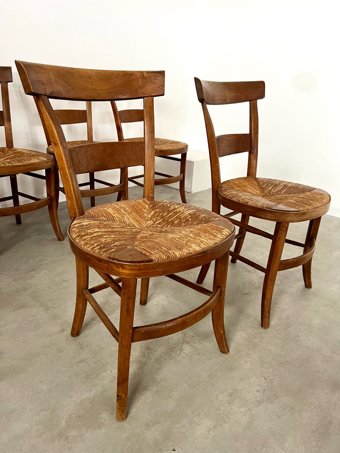 Lot de 6 chaises de ferme rustique début XX eme en bois / bistrot