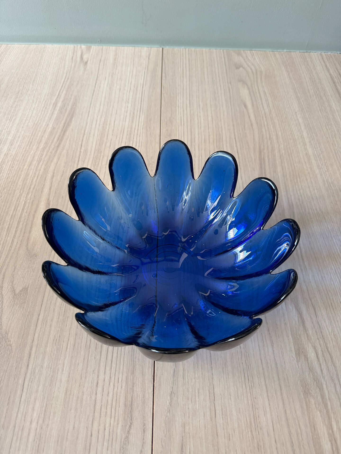 Vintage blown glass fruit bowl