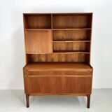 Vintage McIntosh design bookcase by T. Robertson from the 1960s.