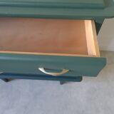 Vintage chest of drawers