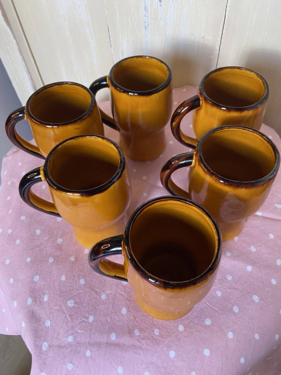 Vintage orange mugs 70s