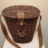 Wicker wine bottle holder basket