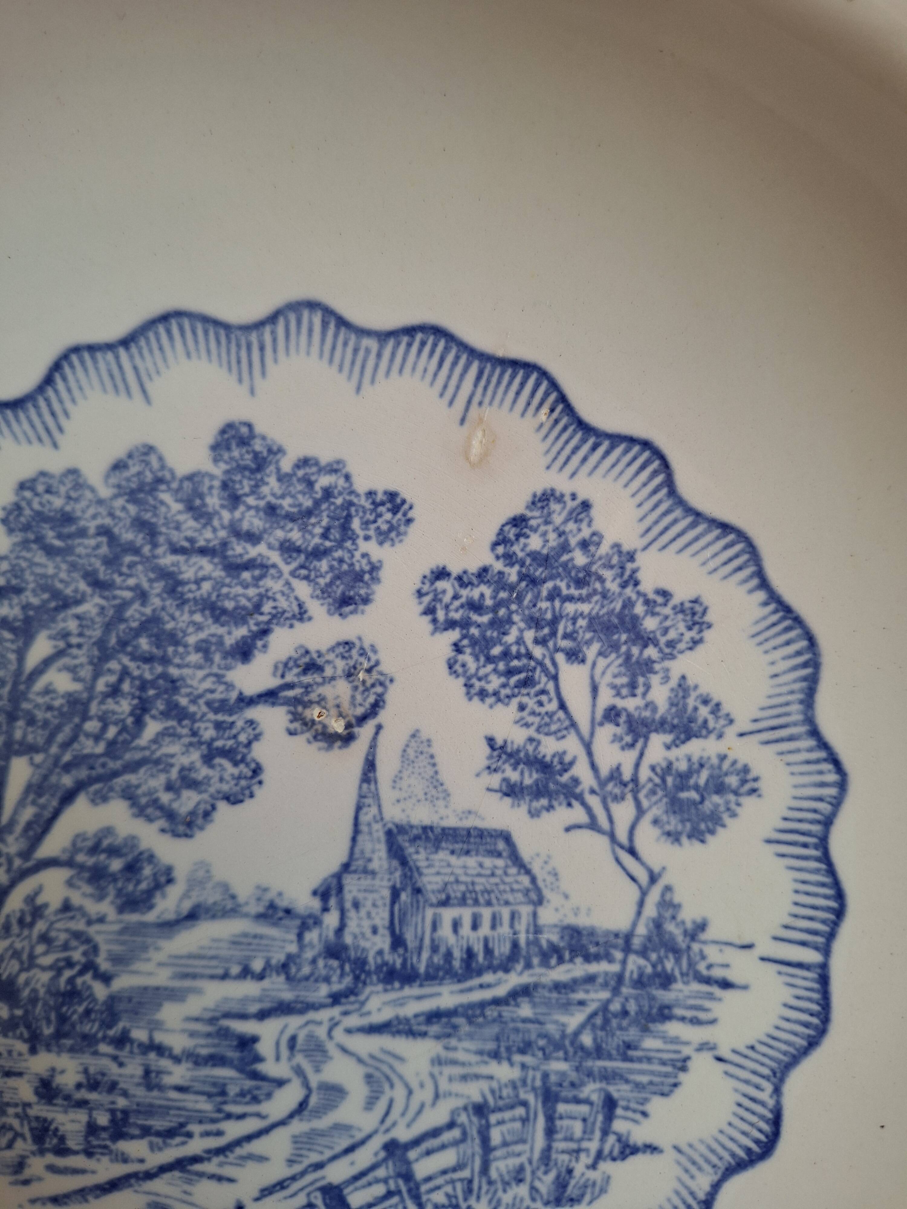Assiettes creuses bleues paysage