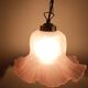 Tulip-shaped pendant light in white and pink glass