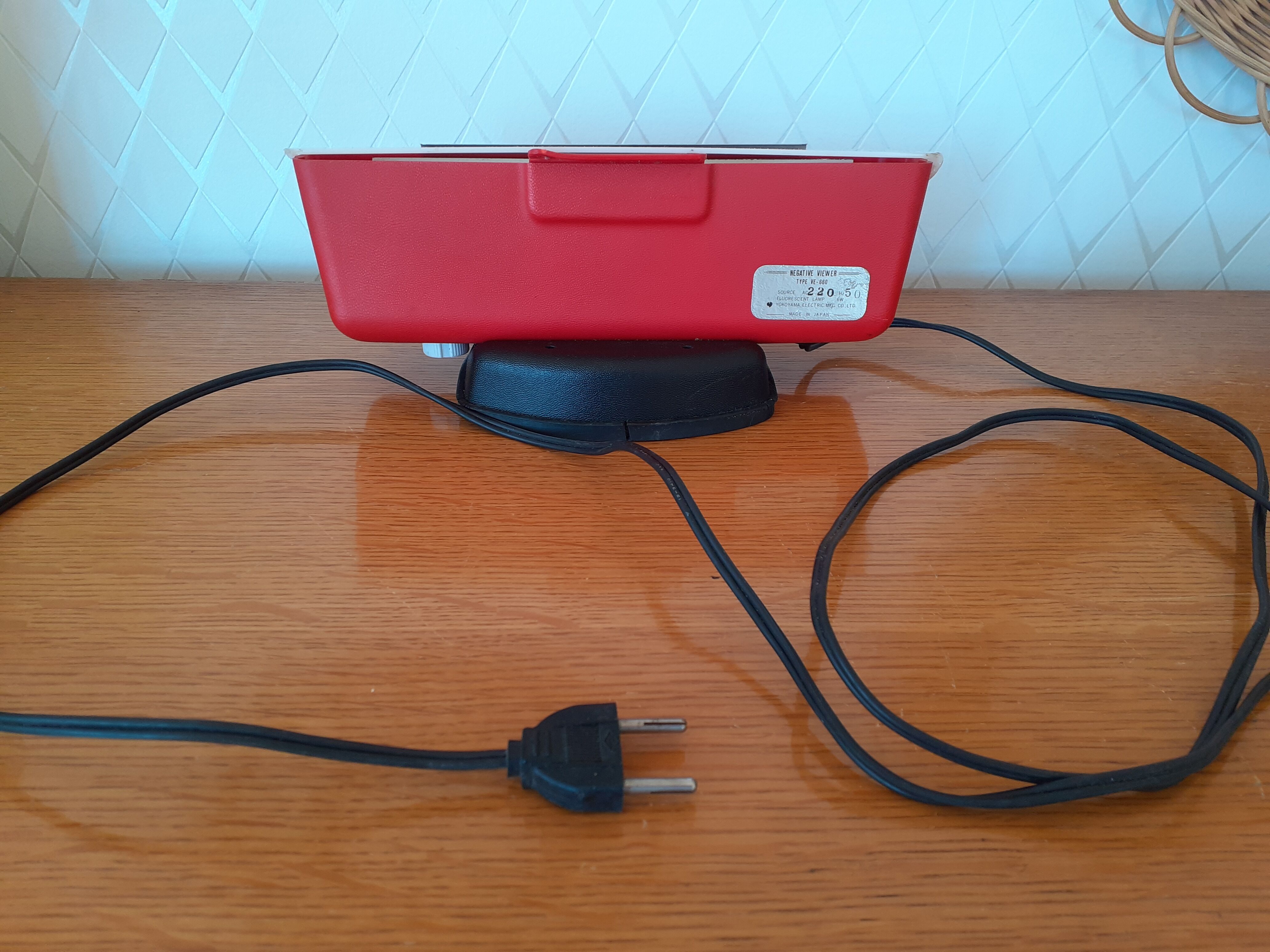 Vintage viewer table lamp made in Japan