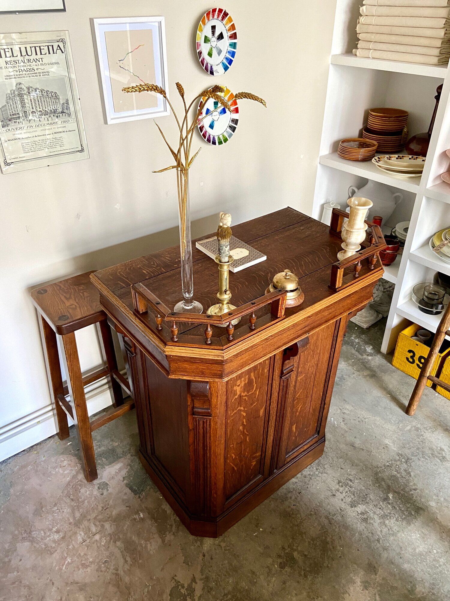 Counter, reception furniture in solid wood early twentieth century