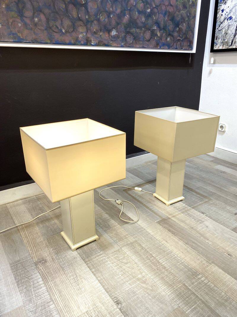 Pair of Wooden Living Room Table Lamps