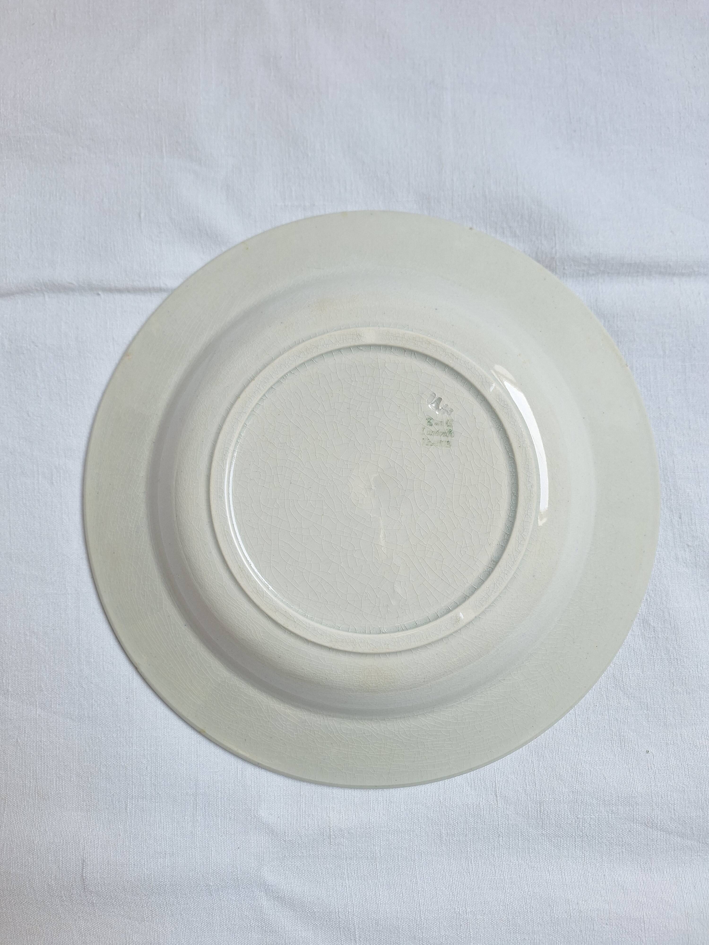 Shallow round plate K&G Luneville