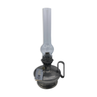 Tin foot kerosene lamp