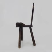 Brutalist tripod chair in raw wood. Solid wood chair. 1960s.