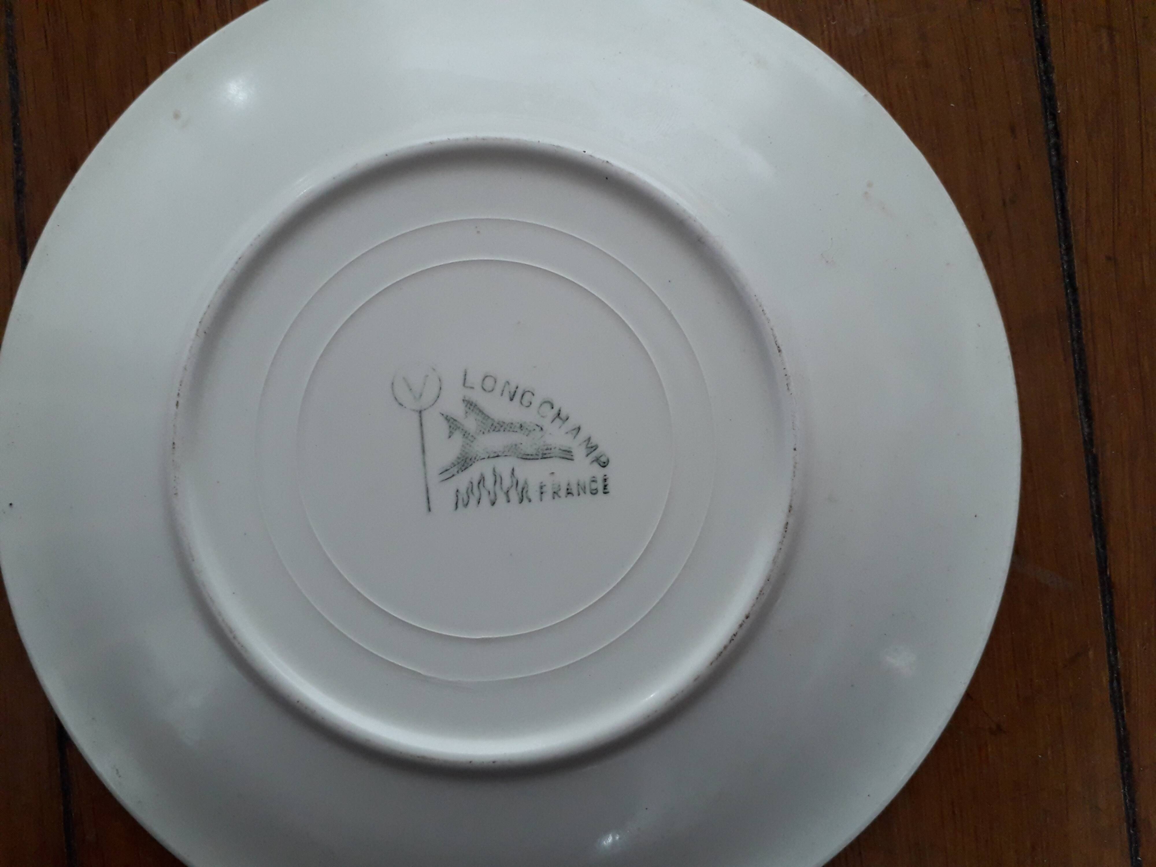 10 dessert plates from the Longchamp factory