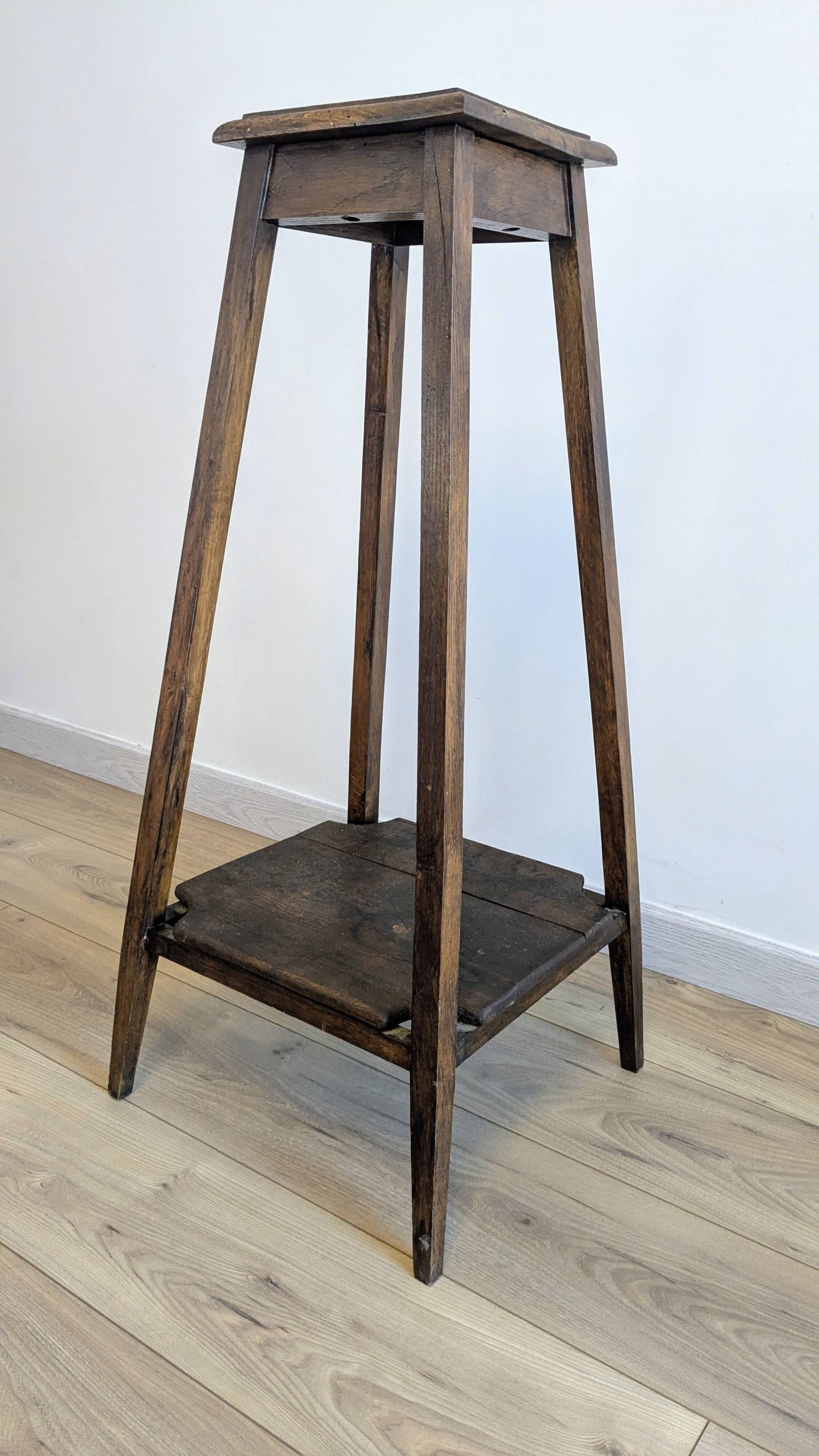 Patinated wooden side table – rustic simplicity