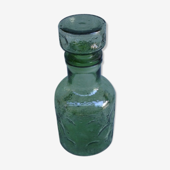 Carafe bouteille verre alcool bistrot