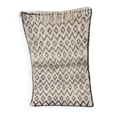 Handmade moroccan berber carpet 135 x 75 cm