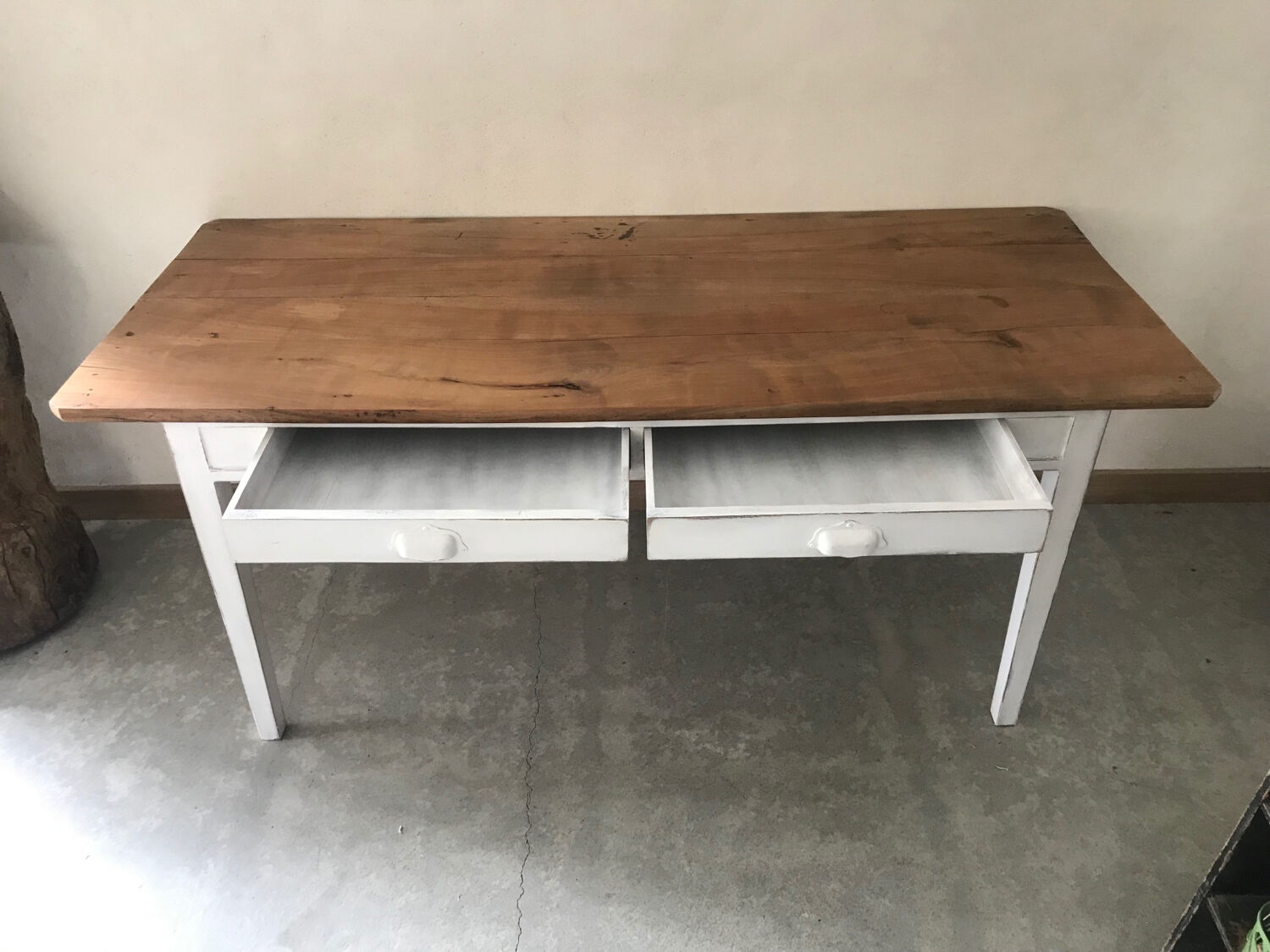 Farmhouse table