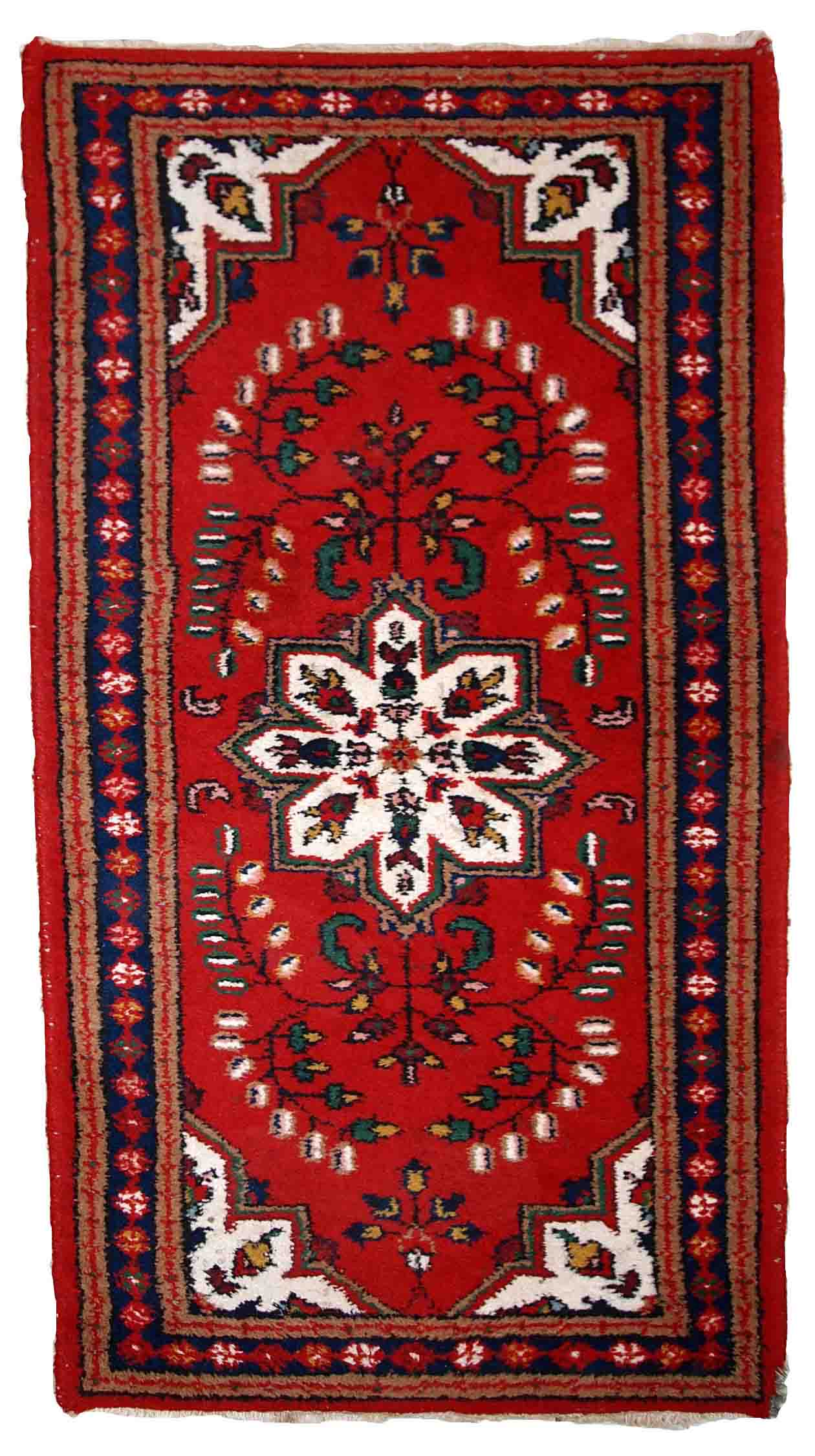 Vintage Persian Carpet Hamadan handmade 70cm x 136cm 1970s, 1C779