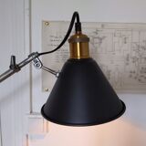 Articulated desk lamp clamp