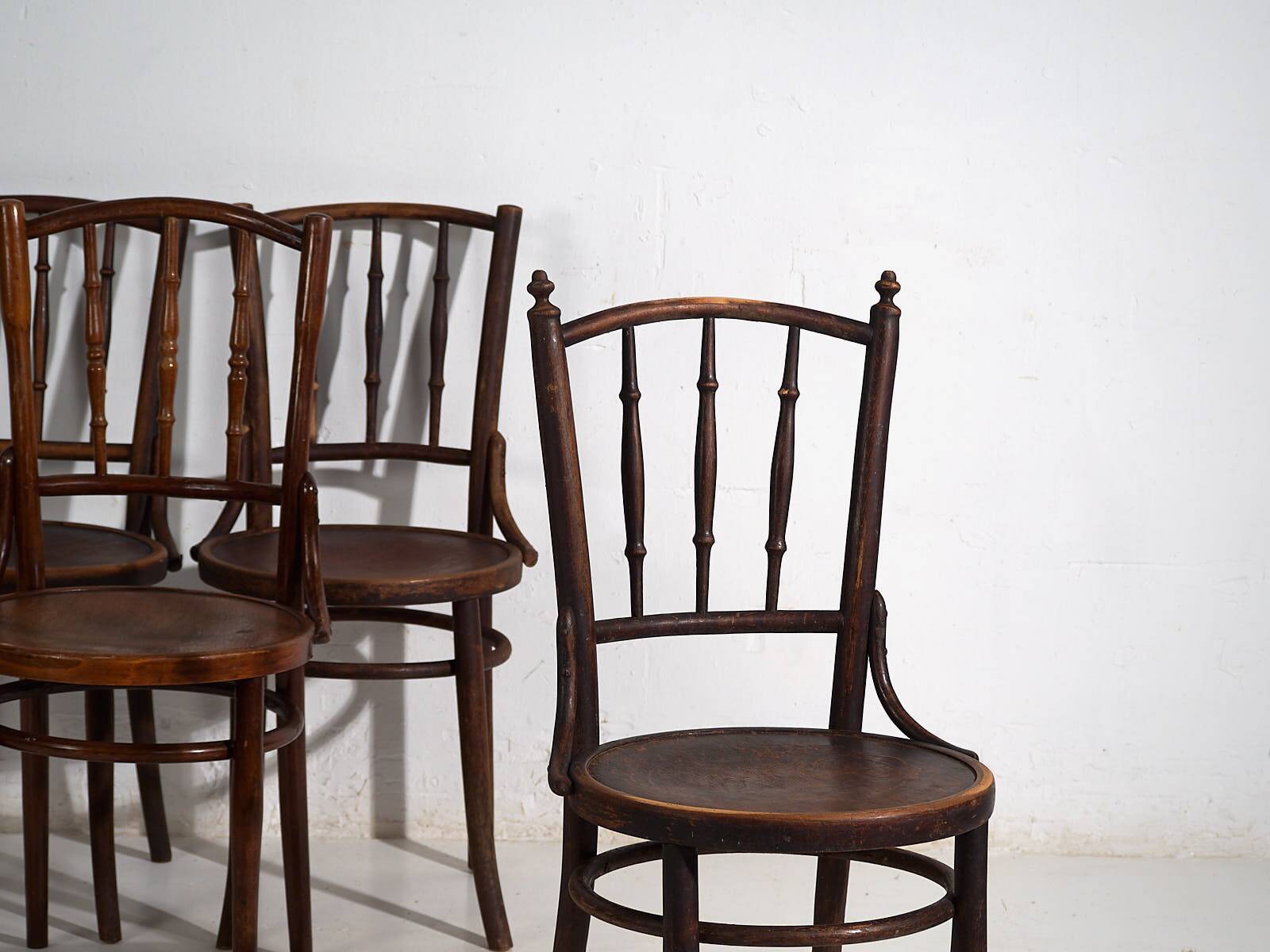 Antique Viennese-style chairs (circa 1920). Set of 4, no. 4
