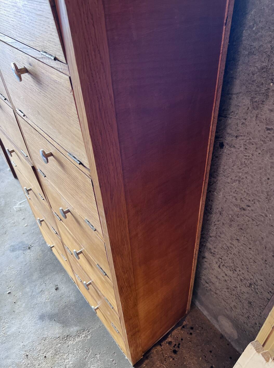 Un Meuble De Notaire / Métier Double Colonnes à Clapet (Restaurer)