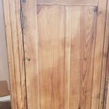 Armoire parisienne ancienne