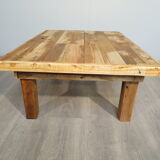 Rustic coffee table in palette